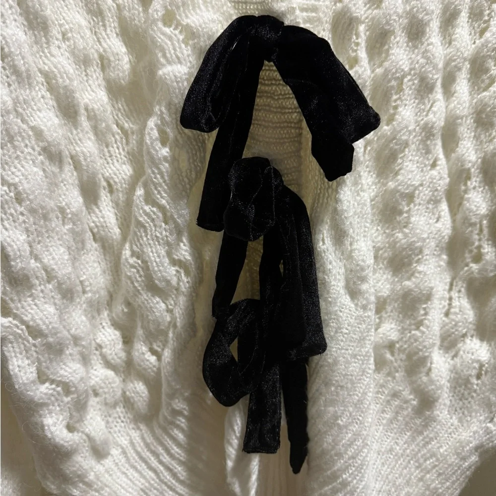 Cora Bow Cardigan Kimchi Blue by Urban Outfitters - Picture 14 of 14